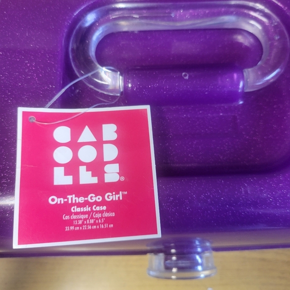 Caboodles - Picture 7 of 10